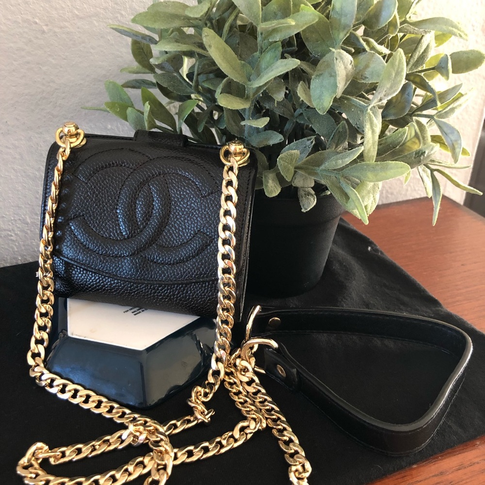 ⚜️🖤 Chanel Mini Wallet Chain Crossbody - Picture 2 of 11